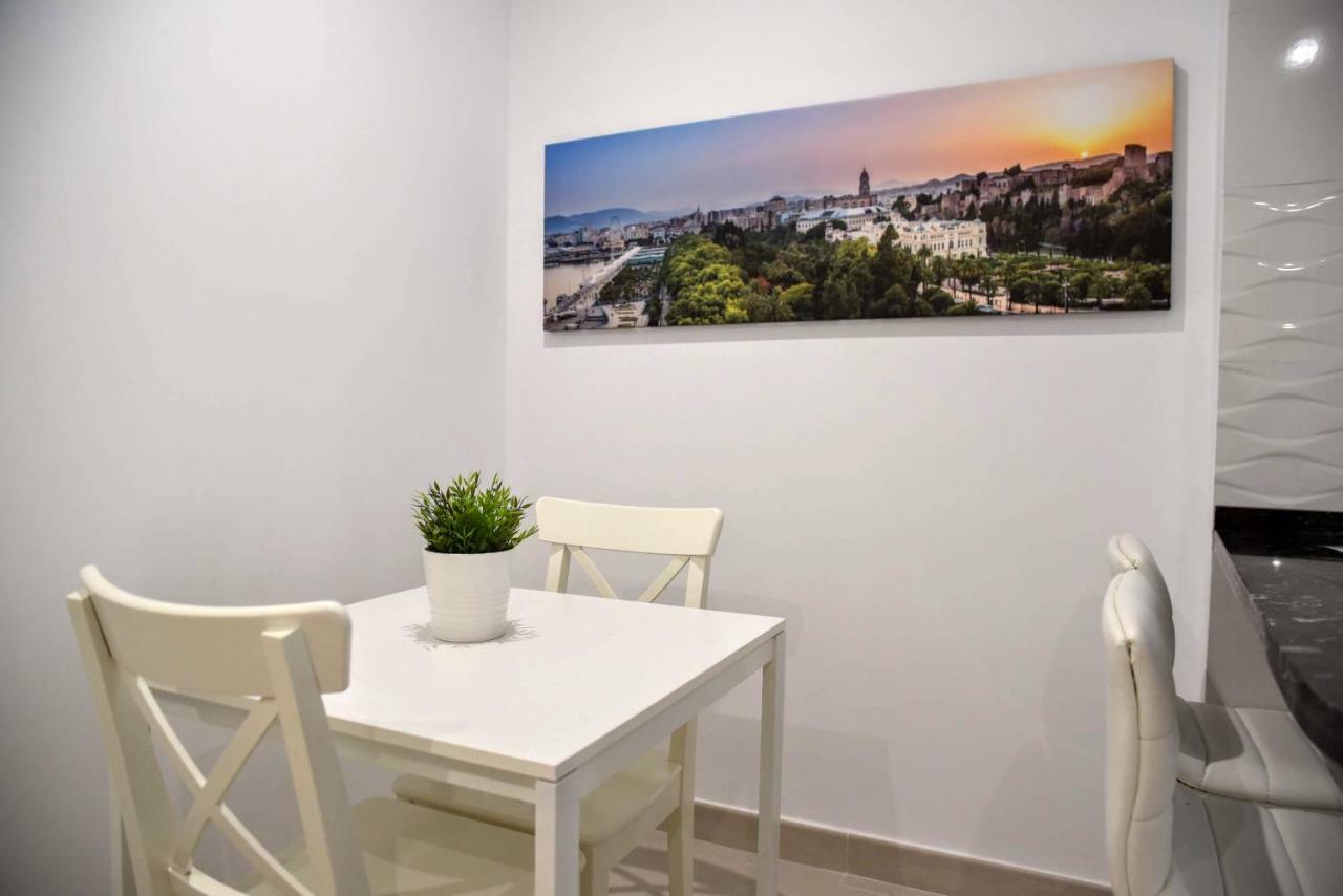 Cozy Apartment City Center Málaga Extérieur photo